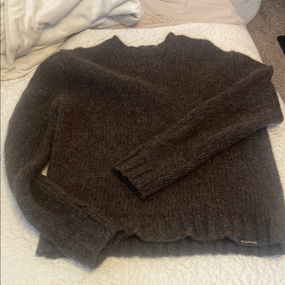 100% wool sweater